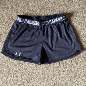 Under Armour Womens HeatGear Mesh Shorts